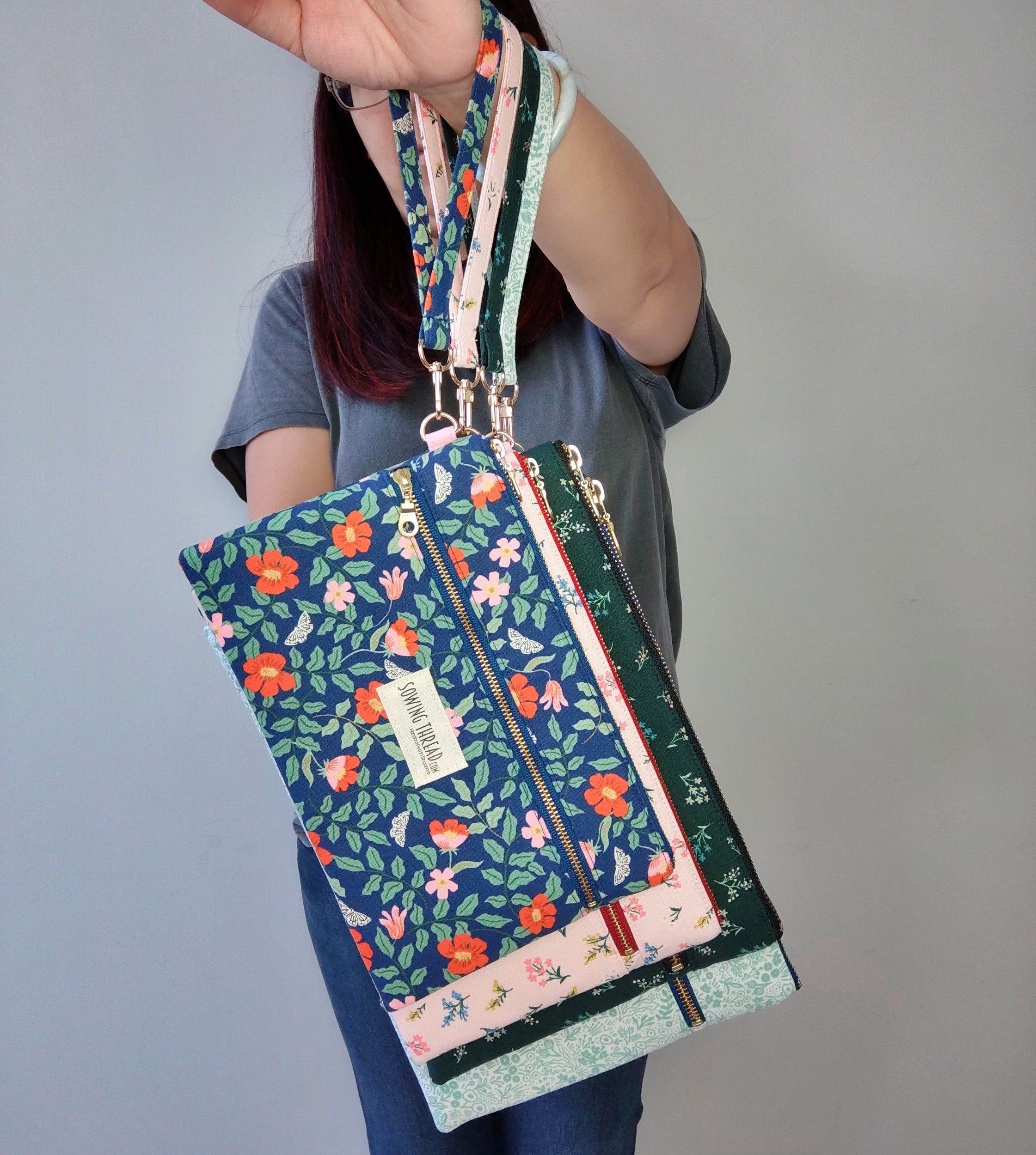 Double Zipper Wristlet (XL) - Tapestry Lace